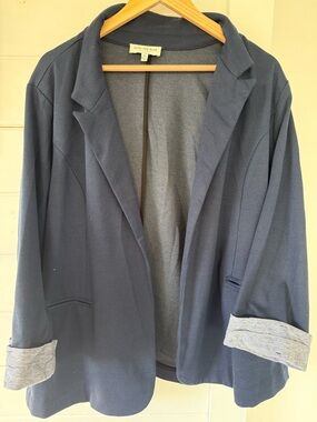 Skies Are Blue Curvy Women's Navy Knit Blazer with Rolled Cuffs